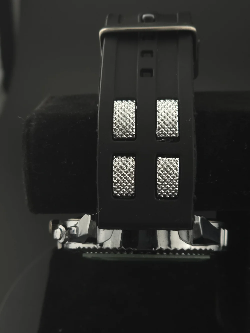 Silver-Tone Chronograph Watch with Black Dial and Strap